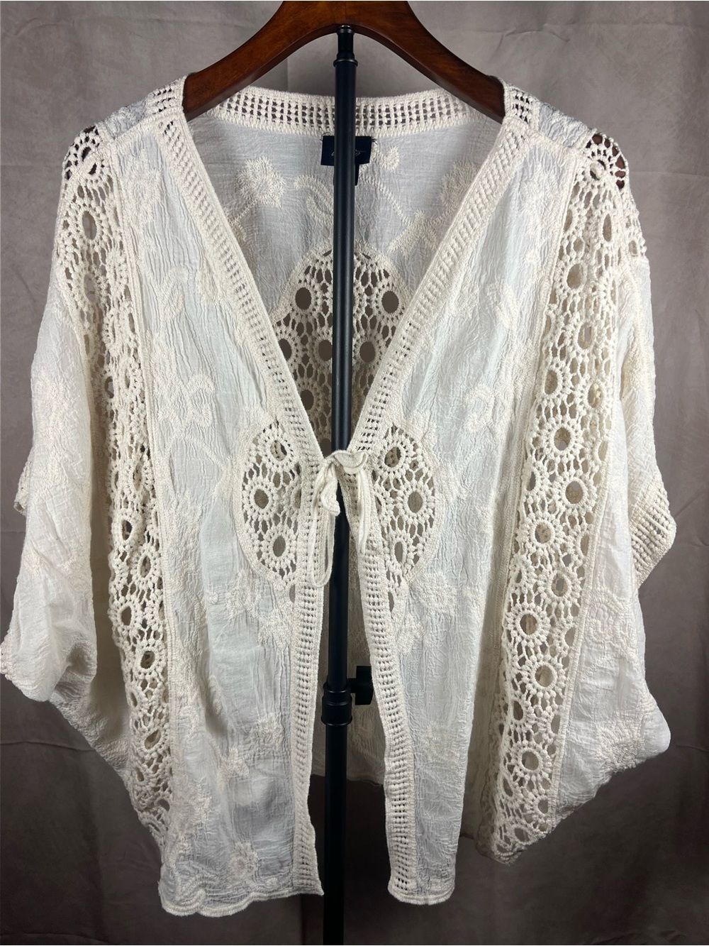Daytrip Ivory Crochet Embroidered Kimono Cover Up L/XL